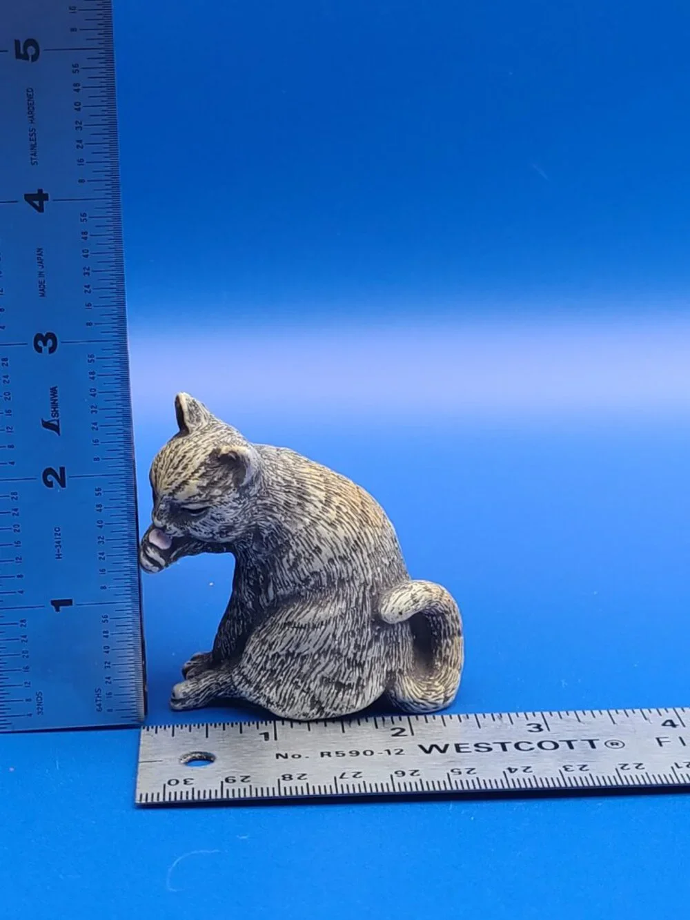 FARO Italy Vintage A. Lucchesi Cat Licking Paw Resin Figurine